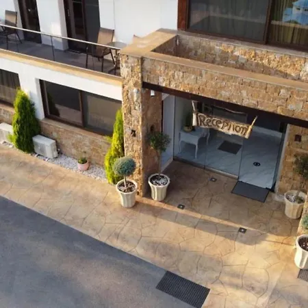 מלון Halkidiki Greek Pride Seafront Skála Foúrkas