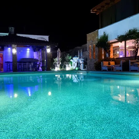 Halkidiki Greek Pride Seafront מלון Skála Foúrkas